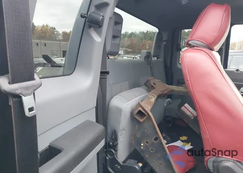 2014 Ford F-250 Xlt from USA, damaged, VIN 1FT7X2B69EEB56300